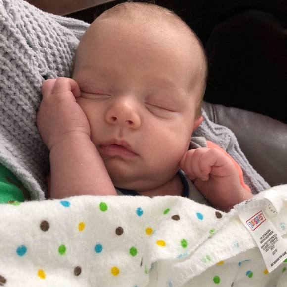 Meet your Posher, Aamie - Picture 1 of 8